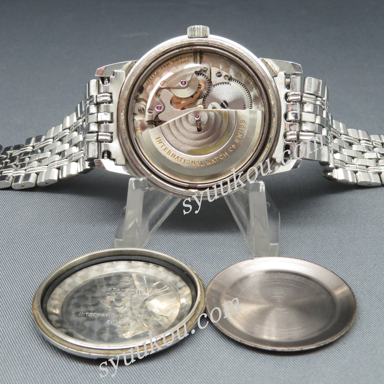 IWC Ref.666 インジュニア SS製NONカレンダー ダイヤルヤケ、ケース小傷軽い腐食有り Ｃａｌ・８５３／自動巻 １９６３年製造・若干年代の異なるゲイフレアー製純正ブレス付