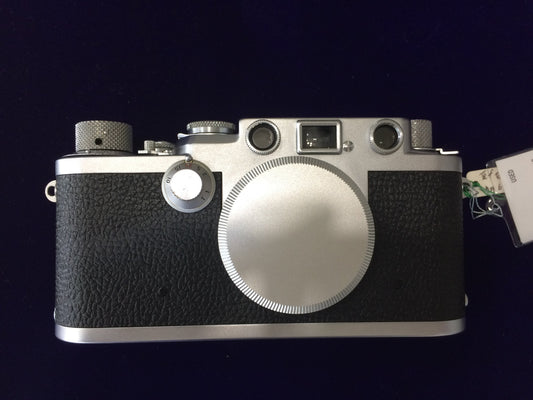 Leica mf no self 64万台　1952年、1953年