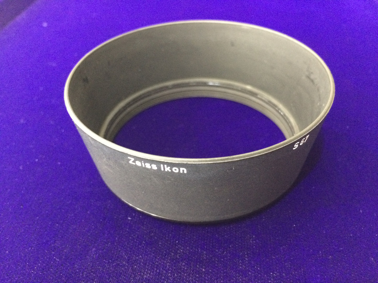 Zeiss Ikon Genuine Hood S67